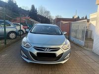 Gebraucht Hyundai i40 Edition 135 PS (99 kW) 2013 Blau Kombi