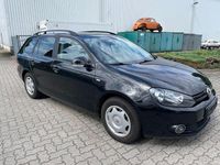 Gebraucht VW Golf VI Match 105 PS (77 kW) 2013 Schwarz Kleinwagen