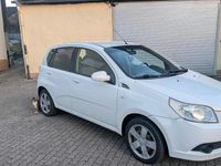 Gebraucht Chevrolet Aveo 85 PS (62 kW) 2008 Weiß Kleinwagen