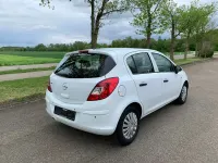 Gebraucht Opel Corsa Selection 80 PS (58 kW) 2009 Casabl/arctic/eisweiss/kaolin Limousine