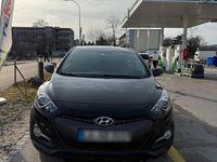 Gebraucht Hyundai i30 110 PS (80 kW) 2013 Schwarz Kleinwagen