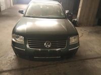 Gebraucht VW Passat 115 PS (84 kW) 2004 Grün Limousine