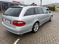 Gebraucht Mercedes E280 190 PS (139 kW) 2007 Silber Kombi