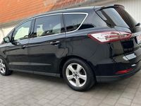 Gebraucht Ford S-MAX Titanium 150 PS (110 kW) 2016 Iridiumschwarz metallic Van / Kleinbus