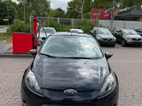 Gebraucht Ford Fiesta 82 PS (60 kW) 2010 Schwarz Limousine
