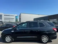 Gebraucht SsangYong Rodius 155 PS (114 kW) 2015 Schwarz Van / Kleinbus