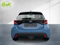 gebraucht Toyota Yaris Hybrid Club Basis + Comfort-Paket