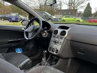 Gebraucht Opel Corsa Selection 69 PS (50 kW) 2014 Weiß Kleinwagen