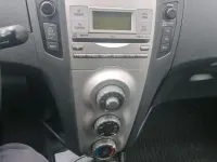 Gebraucht Toyota Yaris 87 PS (63 kW) 2007 Schwarz Kleinwagen