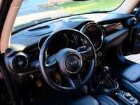 Gebraucht Mini Cooper Classic 136 PS (100 kW) 2022 Schwarz Kleinwagen