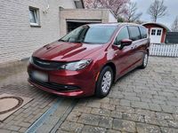 Second-hand Chrysler Pacifica 291 CP (214 kW) 2019 Roșu Monovolum