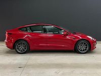 Gebraucht Tesla Model 3 Standard Range Plus 239 kW (325 PS) 2022 Rot Limousine