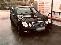 Second-hand Mercedes E320 224 CP (164 kW) 2005 Negru Berlinǎ