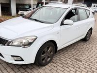 Gebraucht Kia Ceed 116 PS (85 kW) 2012 Weiß Kleinwagen