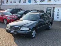 Gebraucht Mercedes C180 Elegance 122 PS (89 kW) 1994 Blau Limousine