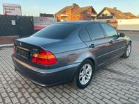 Gebraucht BMW 318 143 PS (105 kW) 2002 Grau Limousine
