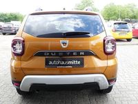 Gebraucht Dacia Duster Prestige 125 PS (91 kW) 2018 Orange SUV