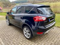 Gebraucht Ford Kuga Individual 163 PS (119 kW) 2010 Schwarz SUV