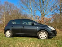 Gebraucht Opel Corsa Active 75 PS (55 kW) 2013 Schwarz Kleinwagen