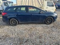 Gebraucht Ford Focus Business Edition 125 PS (91 kW) 2015 Blazerblau Kombi