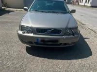 Gebraucht Volvo V40 2004 Braun Kombi