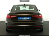 Second-hand Audi A4 Advanced 204 CP (150 kW) 2023 Negru Berlinǎ
