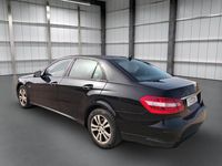 Gebraucht Mercedes E220 170 PS (125 kW) 2011 Schwarz Limousine