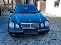 Gebraucht Mercedes E200 Avantgarde 163 PS (119 kW) 2003 Schwarz Kombi