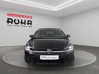 Gebraucht VW Polo R-line 95 PS (69 kW) 2023 Deep black perleffekt Kleinwagen