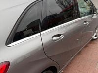 Gebraucht Mercedes B180 109 PS (80 kW) 2017 Grau Van / Kleinbus