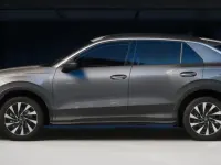 Neu VW T-Roc Life 150 PS (110 kW) 2026 Wolf grey metallic SUV