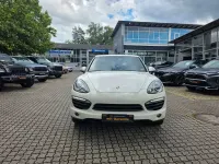 Gebraucht Porsche Cayenne 333 PS (244 kW) 2011 Weiß SUV