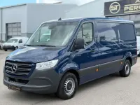 Używany Mercedes Sprinter 143 KM (105 kW) 2019 Niebieski Van