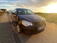 Gebraucht VW Polo 60 PS (44 kW) 2010 Schwarz Kleinwagen