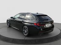 gebraucht BMW 530 i Touring 2.0 M Sport Mild-Hybrid Sportpaket HUD Luftfederung StandHZG AHK-klappbar