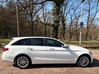 Gebraucht Mercedes C220 170 PS (125 kW) 2016 Weiß Kombi