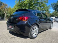 gebraucht Opel Astra Limo Sport Standheizung BiXenon PDC