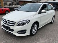 Gebraucht Mercedes B200 Style 136 PS (100 kW) 2018 Weiß Kleinwagen