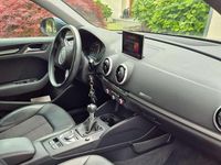 Gebraucht Audi A3 Design 150 PS (110 kW) 2017 Blau Limousine