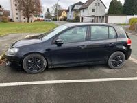 Gebraucht VW Golf VI 105 PS (77 kW) 2011 Schwarz Kleinwagen