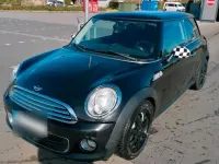 Gebraucht Mini Cooper 98 PS (72 kW) 2010 Schwarz Kleinwagen