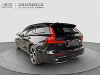 Gebraucht Volvo V60 Plus 455 PS (334 kW) 2022 Onyx black / metallic Kombi