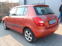 Gebraucht Skoda Fabia Style 69 PS (50 kW) 2009 Orange Limousine
