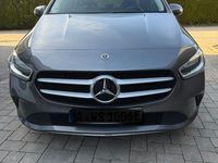 Gebraucht Mercedes B250 218 PS (160 kW) 2021 Grau Kleinwagen
