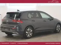 Gebraucht VW Golf VIII Move 150 PS (110 kW) 2024 Uranograu Limousine