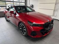 Gebraucht BMW i5 M Sport 250 kW (340 PS) 2024 Rot Kombi