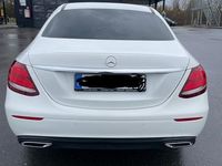 Gebraucht Mercedes E220 194 PS (142 kW) 2018 Weiß Limousine