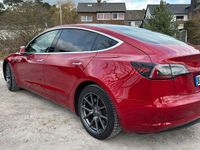 Gebraucht Tesla Model 3 Long Range AWD 253 kW (345 PS) 2019 Rot Limousine