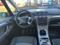 Gebraucht Ford Galaxy Trend 140 PS (102 kW) 2011 Braun Van / Kleinbus