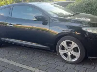 Gebraucht Renault Mégane Coupé Dynamique 131 PS (96 kW) 2011 Schwarz Coupé